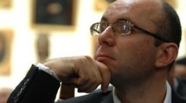 gusa despre motiunea lui macovei intareste candidatura lui blaga