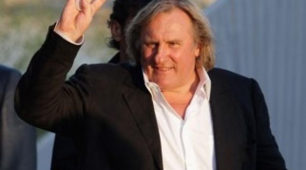 cum multumeste depardieu rusiei pentru cetatenie