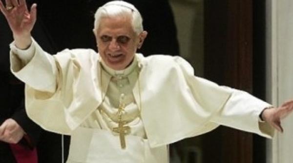papa benedict de la castelul gandolfo incep ultima etapa a pelerinajului in aceasta lume
