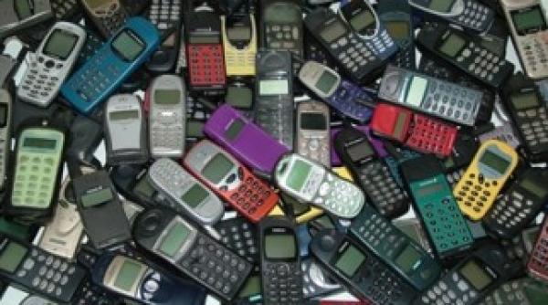 de ce erau mai bune telefoanele de acum 10 ani fata de smartphone uri