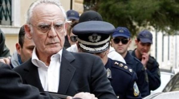 fost ministru grec al apararii condamnat la opt ani de inchisoare vezi de ce
