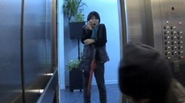 crima in lift cum au reactionat oamenii la o noua farsa