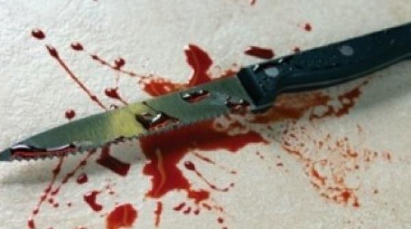 crima in capitala din gelozie o tanara si a injunghiat iubitul