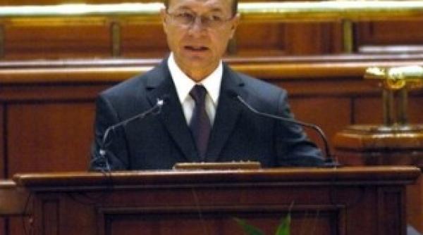 basescu asteptat sa spuna adevarul in parlament despre reuniunea jai pentru schengen