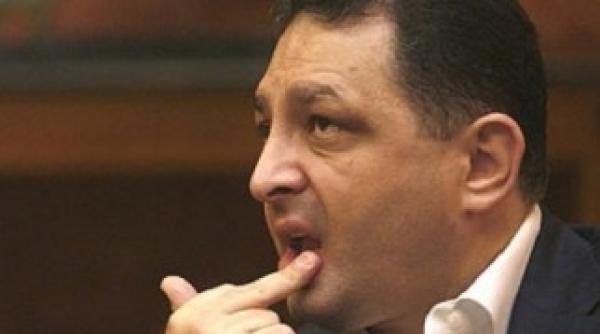 vanghelie resemnat il asteptam pe adrian nastase inapoi