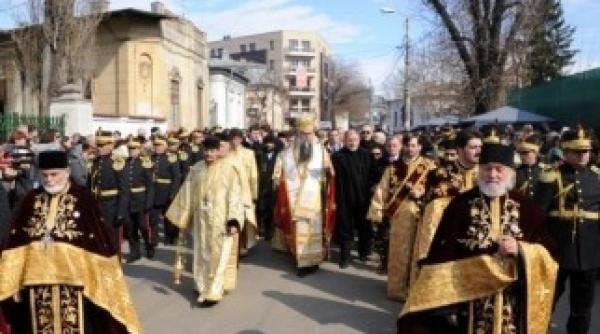 biserica icoanei pelerinaj in prima duminica a postului mare