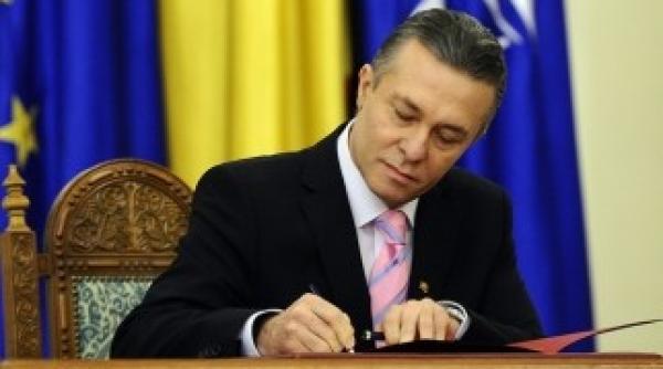 diaconescu singurul exemplu viabil de prezidentiabil pdl