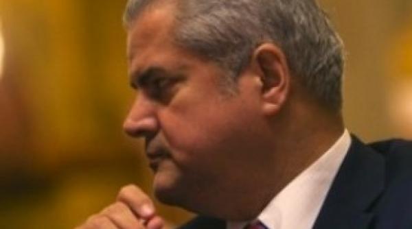 nastase nedumerit de indemnul lui basescu privind drumul spre vest