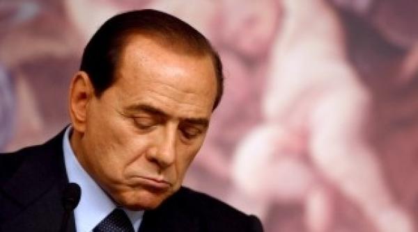 berlusconi pe dinafara coalitia de centru stanga ia senatul si cd