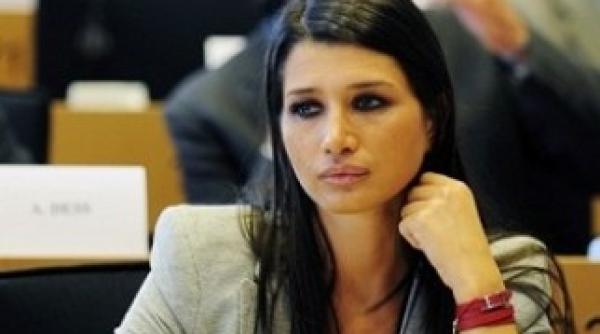 elena basescu impotriva unei aliante cu liberalii pnl e extremist