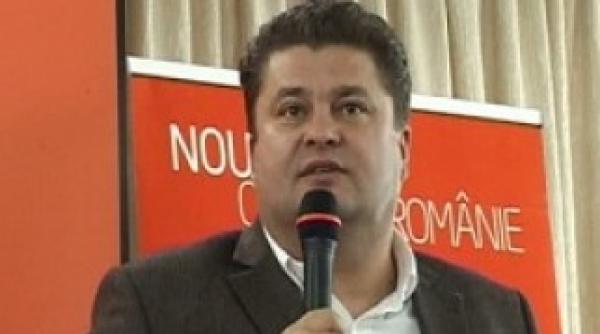 florin popescu vrea sa vada sange de usl ist pe geam video