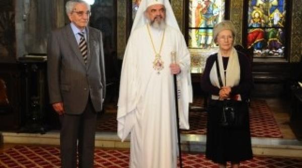 muzicologul viorel cosma decorat cu ordinul pentru mireni de bor