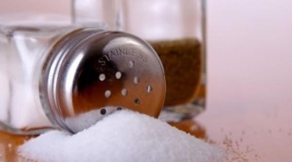 vezi cate persoane mor anual din cauza consumului ridicat de sare