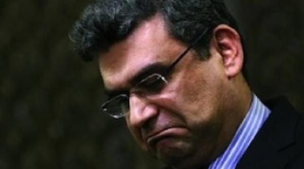 baconschi intelectualii esentiali pentru basescu m am atasat de el