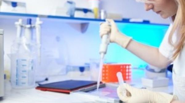 laboratoarele care falsifica analizele verifica daca nu cumva ai primit rezultate scoase din burta