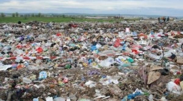 comisia europeana pune presiune pe romania pentru gropile de gunoi