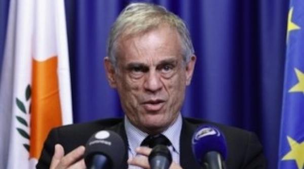 ministrul finantelor din cipru michalis sarris a demisionat cine ii va lua locul