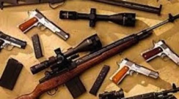 batrana de 60 de ani cercetata pentru contrabanda cu arme