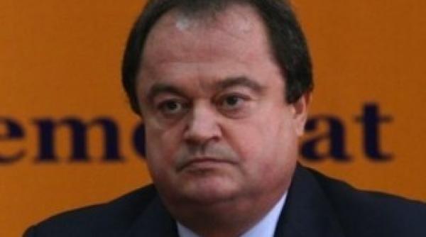 ce il deranjeaza pe vasile blaga privind miscarea populara