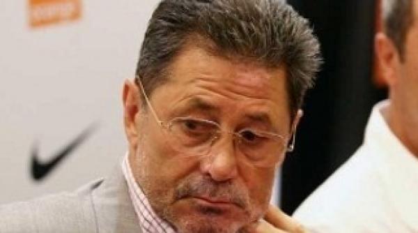 cornel dinu a primit o lovitura de la dinamo