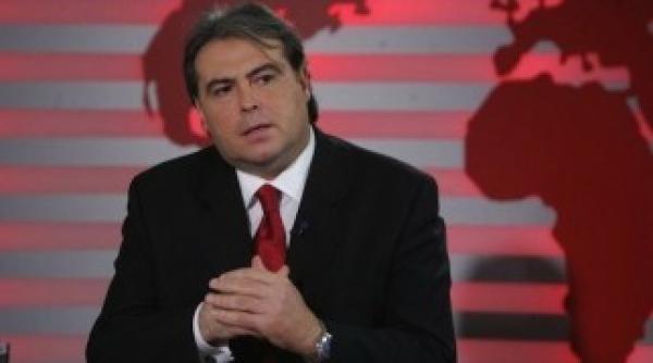 vlad nistor incearca crearea unei noi facultati rupta din coasta facultatii de istorie cioroianu nu cumva nistor e in conflict de interese