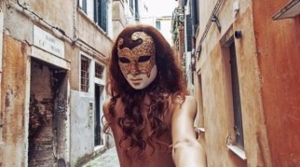 si a fotografiat iubita in toata lumea vezi ce a iesit galerie foto