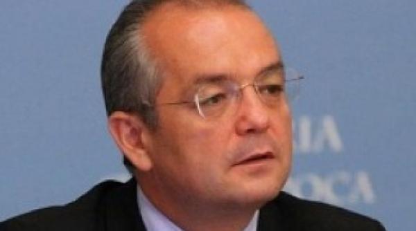 emil boc atac la stefan nicolae smecheras de dambovita