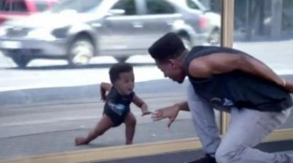 cel mai tare spot publicitar cu bebelusi dansatori