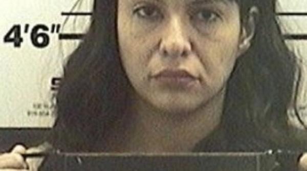 o profesoara e acuzata ca ar fi violat un elev minor cum se apara