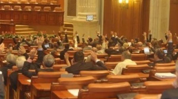 opozitia tot mai slaba vezi cati parlamentari a pierdut din decembrie