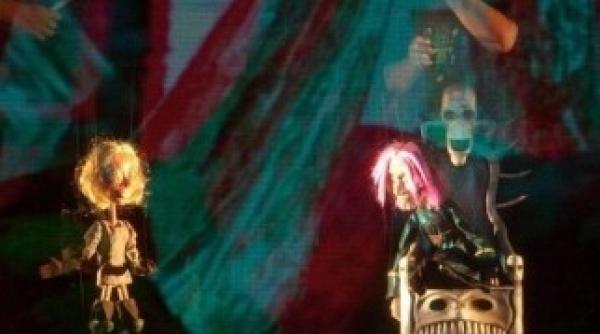 romania cu teatru de papusi 3d la istanbul reprezentatii unice in lume