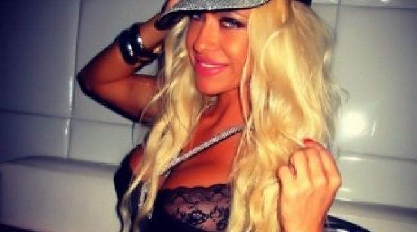 anda adam imagine sexy pe facebook