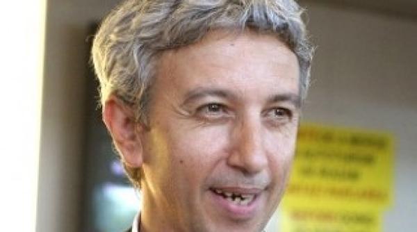 ce strategie are dan diaconescu cu demisionarii din pp dd