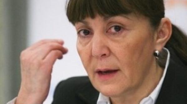 macovei vrea sa afle daca mai este membru al unui partid de dreapta