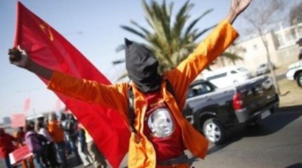 proteste vehemente anti obama in africa de sud