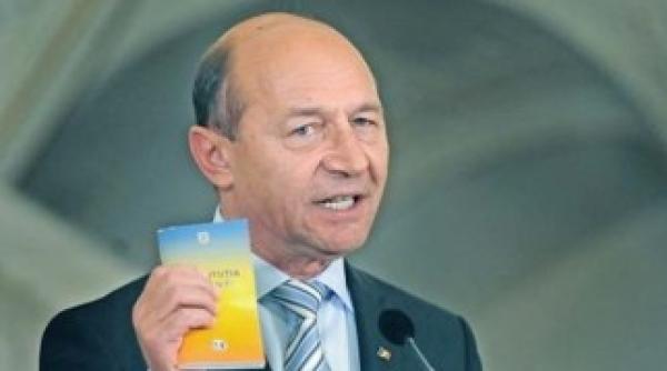 de ce si cum a avut loc fiecare referendum din romania post comunista basescu si constitutia vedete