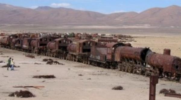 top zece cimitire de obiecte din lume