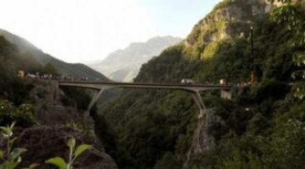 atentionare mae pentru romanii care merg in muntenegru