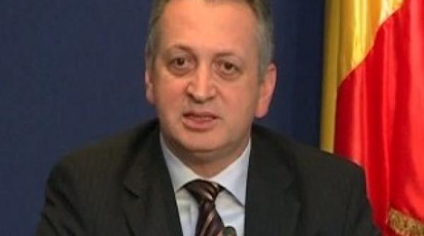 de ce nu a demisionat fenechiu din guvern