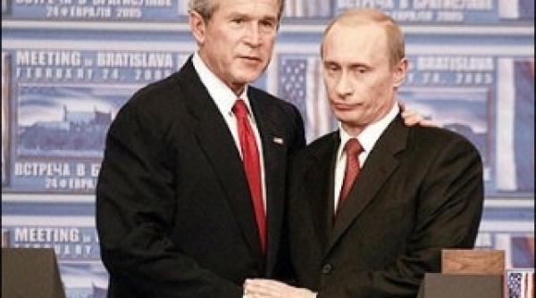 bancul zilei un american si un rus la o bere se intrec in curaj