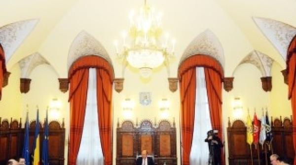 presedintia raspunde guvernului referitor la convocarea csat
