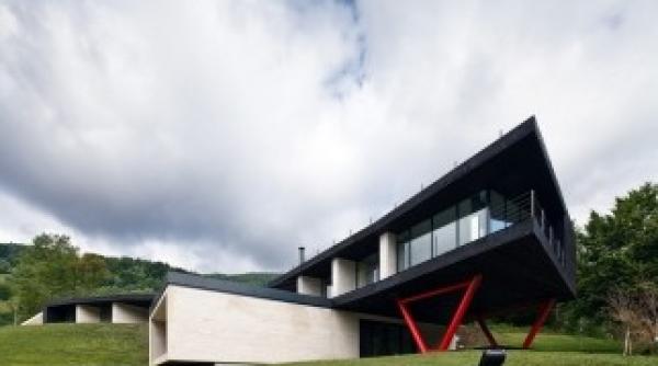 cele doua fete ale doftanei ca alternativa la valea prahovei