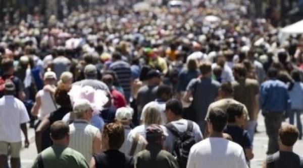 sondaj sri sie si dna cresc in increderea romanilor biserica parlamentul si guvernul scad