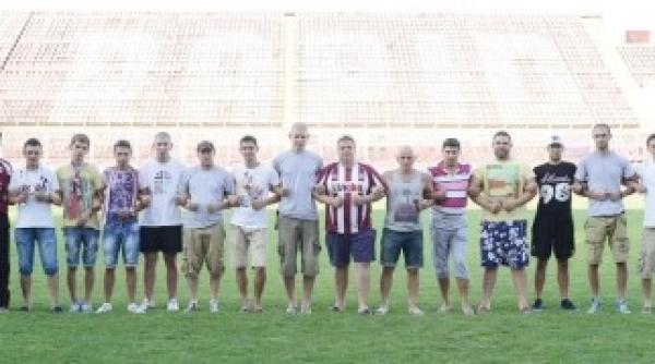 fanii rapidului au renuntat la greva foamei