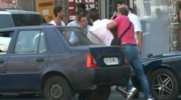 patron de casa de amanet saltat de politie vezi motivul