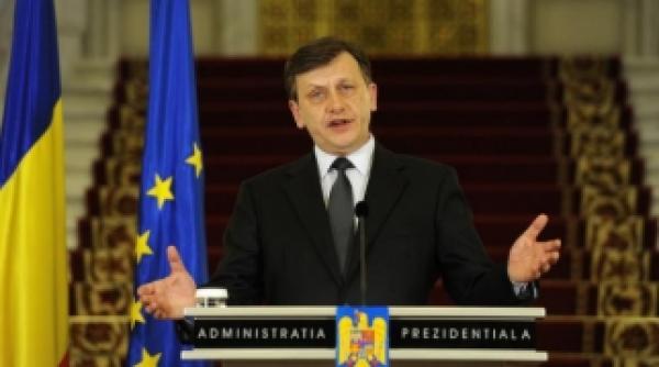 prin blocarea rosia montana crin antonescu si a lovit cel mai mare adversar despre cine e vorba