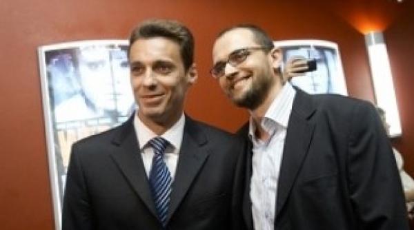 postari ciudate ale lui badea si oreste pentru mine esti mort