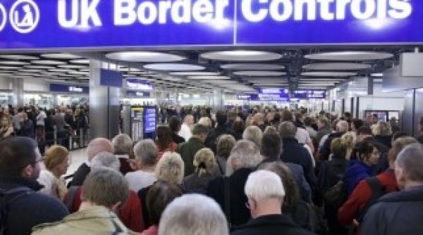 un ministru britanic desfiinteaza curentul anti romani