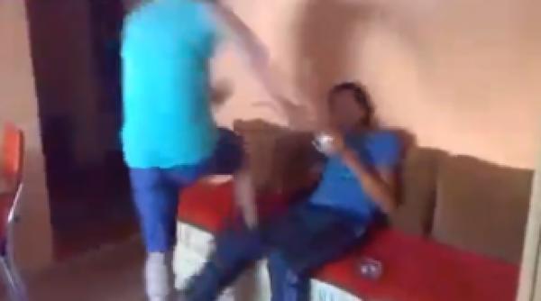 copil batut cine plateste theodora bertzi autoritatile sa si faca treaba