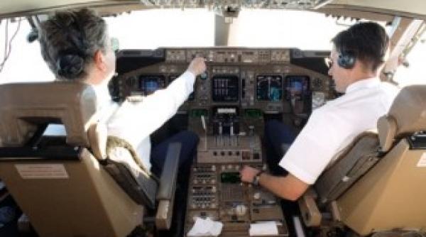jumatate dintre pilotii britanici recunosc ca adorm in timpul zborului